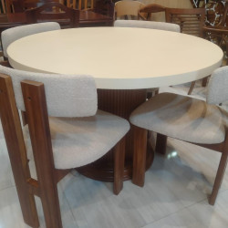 طربيزه سفرة + ٤ كراسي 