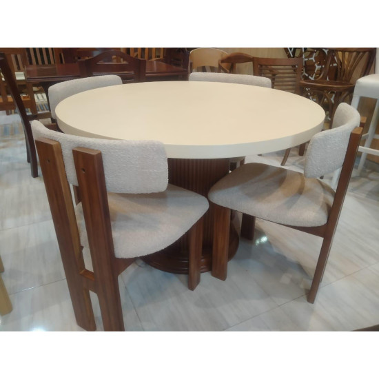 طربيزه سفرة + ٤ كراسي 